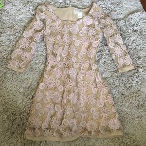 Nick & Mo floral lace dress